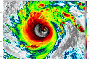 Eye of Dangerous Hurricane Iota Moving Onshore in Nicaragua