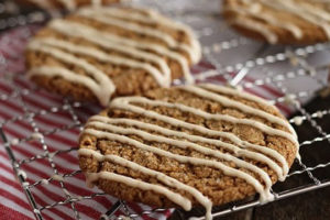 Alabama NewsCenter — Recipe: Chewy Gingerbread Cookies with Eggnog Drizzle
