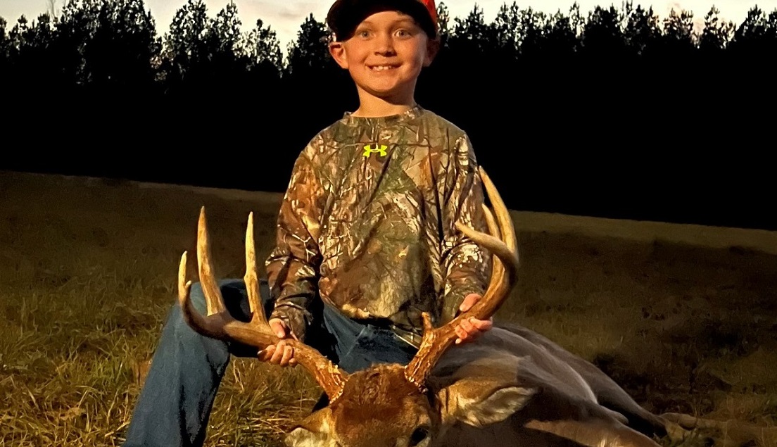 Alabama NewsCenter — ‘My biggest deer ever’ 8yearold wins ALBBAA Big