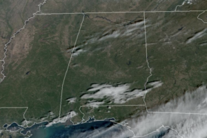 Midday Nowcast: Sunny Days Before a Very Wet Weekend Midday Nowcast: Sunny Days Before a Very Wet Weekend