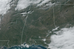 Midday Nowcast: Tons of Sunshine for Christmas Eve; Some Showers Expected Late Christmas Day Midday Nowcast: Tons of Sunshine for Christmas Eve; Some Showers Expected Late Christmas Day