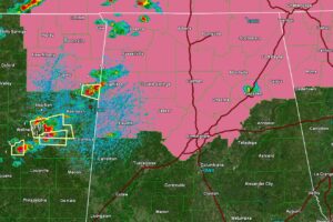 Radar update: Strong storms that approach the Al/MS state border