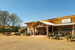 The Alabama News Center — Hello Sunshine Eats in Linden, Alabama, is a beacon for hungry diners